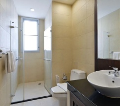 Семейный люкс в Grand Asoke Suites Boutique Residence