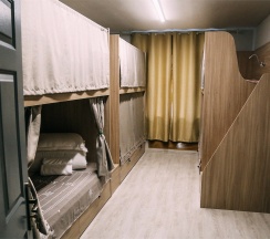 Место в  6-местном  женском номере в Good hostel