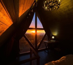 Шале с красивым видом из окна в SweeDom