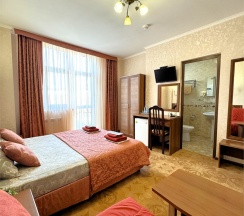 Двухместный комфорт с двуспальной кроватью с доп местом в Атриум