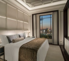 Двухместный номер Grand Deluxe с балконом двуспальная кровать в The St. Regis Astana