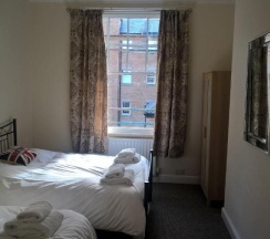 Апартаменты с 2 комнатами в Westmount 1st South