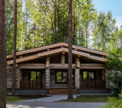 Коттедж «Серый Кардинал» в Царство-Королевство