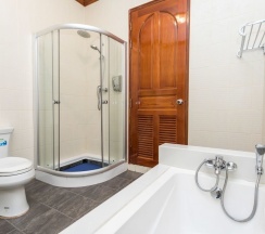 Одноместный номер Deluxe двуспальная кровать в Erawan Hotel