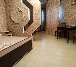 Люкс с балконом и с красивым видом из окна в Северный