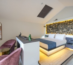 Номер с джакузи Deluxe с видом на море в Ramitos Hotel