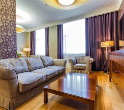 Президентский Люкс в Райкин Plaza Hotel