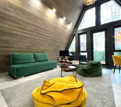 A-Frame № 4 (оснащение дома, стоимость купели и бани см. Подробнее) в Les holidays