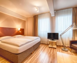 Двухместный номер Superior двуспальная кровать в Enjoy Hotel Berlin City Messe