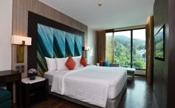 Номер Standard с видом на горы в SKYVIEW Resort Phuket Patong Beach