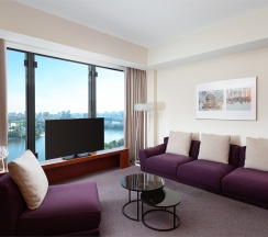 Номер люкс с 1 двуспальной кроватью в Hyatt Regency Ekaterinburg