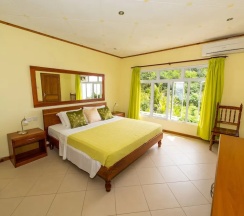 Апартаменты Comfort с 2 комнатами с балконом и с видом на океан в East Horizon Self-Catering