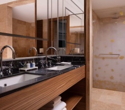 Номер люкс президентский в Radisson Blu Olympiyskiy Hotel Moscow