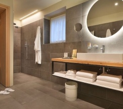 Полулюкс с балконом в Hotel Sporting - Family Hospitality