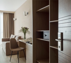 Люкс двухкомнатный с 2 балконами в Sofgrand