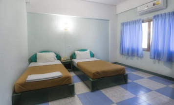 Двухместный номер Standard 2 отдельные кровати в Grand Leo Hotel