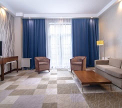 Superior Suite c двуспальной кроватью в Новотель Фит Красная Поляна