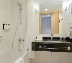 Супериор на верхних этажах с видом на город в Холидей Инн Москва Сокольники