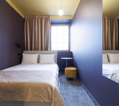 Небольшой двухместный номер с личными удобствами вне номера в Simple hotel B9