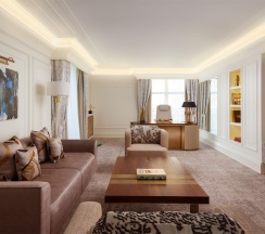 Номер Люкс Карлтон в The Carlton, Moscow