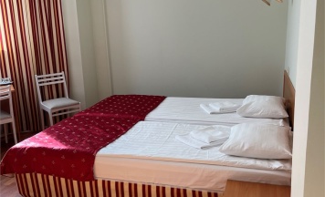 Стандартный трехместный номер с 3 раздельными кроватями в Луч