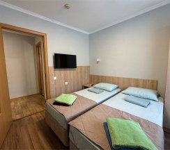 Номер «Стандарт» - 4-х местный, 2-комнатный. в Виктория