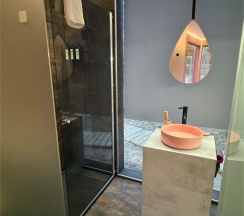 Mirror рink в Лаки Глэмпинг