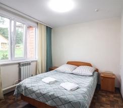 Двухместный номер Люкс №6 в Кедр Золотой