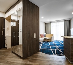 3-комнатные апартаменты Люкс в Ramada Hotel & Suites by Windhham Novosibirsk