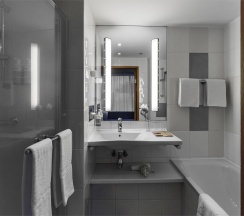 Номер Standard с двуспальной кроватью в Novotel Санкт-Петербург Центр