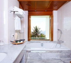 Люкс Diamond в Diamond Cliff Resort & Spa, Patong Beach