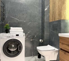 Двухместные апартаменты Superior с балконом (двуспальная кровать) в Квартира Бизнес Класса Комфортная и Удобная от ДимДом