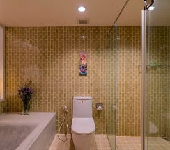 Трёхместный номер Deluxe с балконом в The Briza Beach Resort Khaolak
