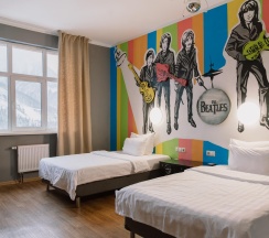 2-местный номер в блоке Extra Space с балконом и видом на горы в Ays Design Hotel