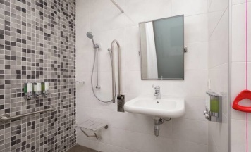 Двухместный номер Accessible двуспальная кровать в Hampton by Hilton Astana Triumphal Arch