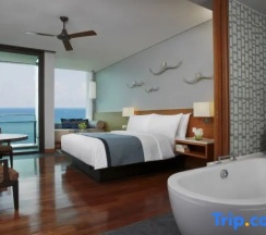 Двухместный номер Guest с видом на океан двуспальная кровать в Rayong Marriott Resort & Spa