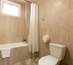 Семейный двухкомнатный номер в Ростов