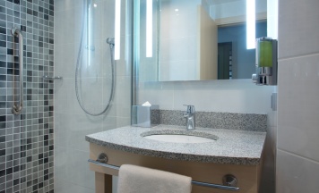 Двухместный номер Стандарт 2 отдельные кровати в Hampton by Hilton Minsk City Centre