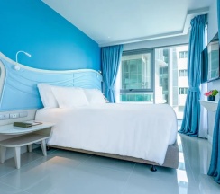 Номер Standard с 2 комнатами с балконом в Centara Sonrisa Residences & Suites Sriracha