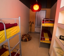 Кровать в общем номере (мужской номер) в Хостелы рус Коломенская