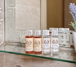 "Стандарт" Стандартный двухместный номер с двуспальной кроватью в Диона