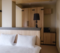 Джуниор сюит 5-й этаж (501) в Увельские курорты