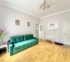 2ух комнатная квартира. пр. Невский д.63 в Goodrest