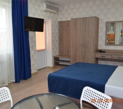 апартаменты с видом на море в AlexHome