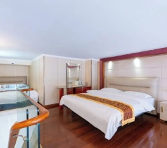 Двухместный люкс Luxury с 3 комнатами (двуспальная кровать) в Louidon Mega Duplex Apartment - Beijing Rd