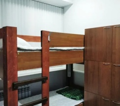 Кровать в общем номере (мужской номер) в Вавилон