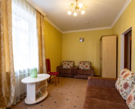 Люкс с балконом в Кураж