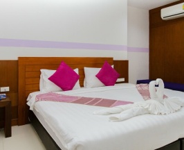 Номер Superior в Chana Phuket Hotel