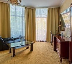 Делюкс с балконом в The Rooms Boutique Hotel