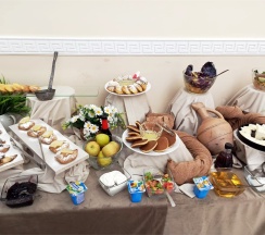 Двухместный номер "Твин комфорт" с балконом в Академия